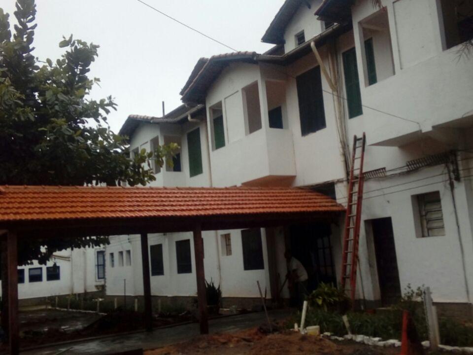 Churrasqueiras e Telhados Coloniais para clubes, condomínios...