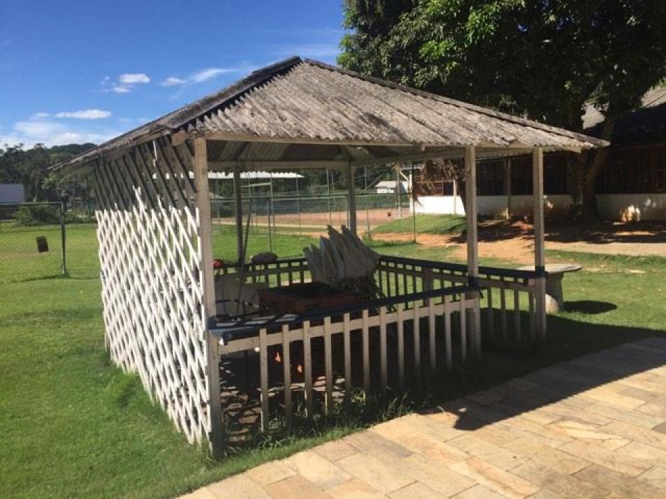 Churrasqueiras e Telhados Coloniais para clubes, condomínios...